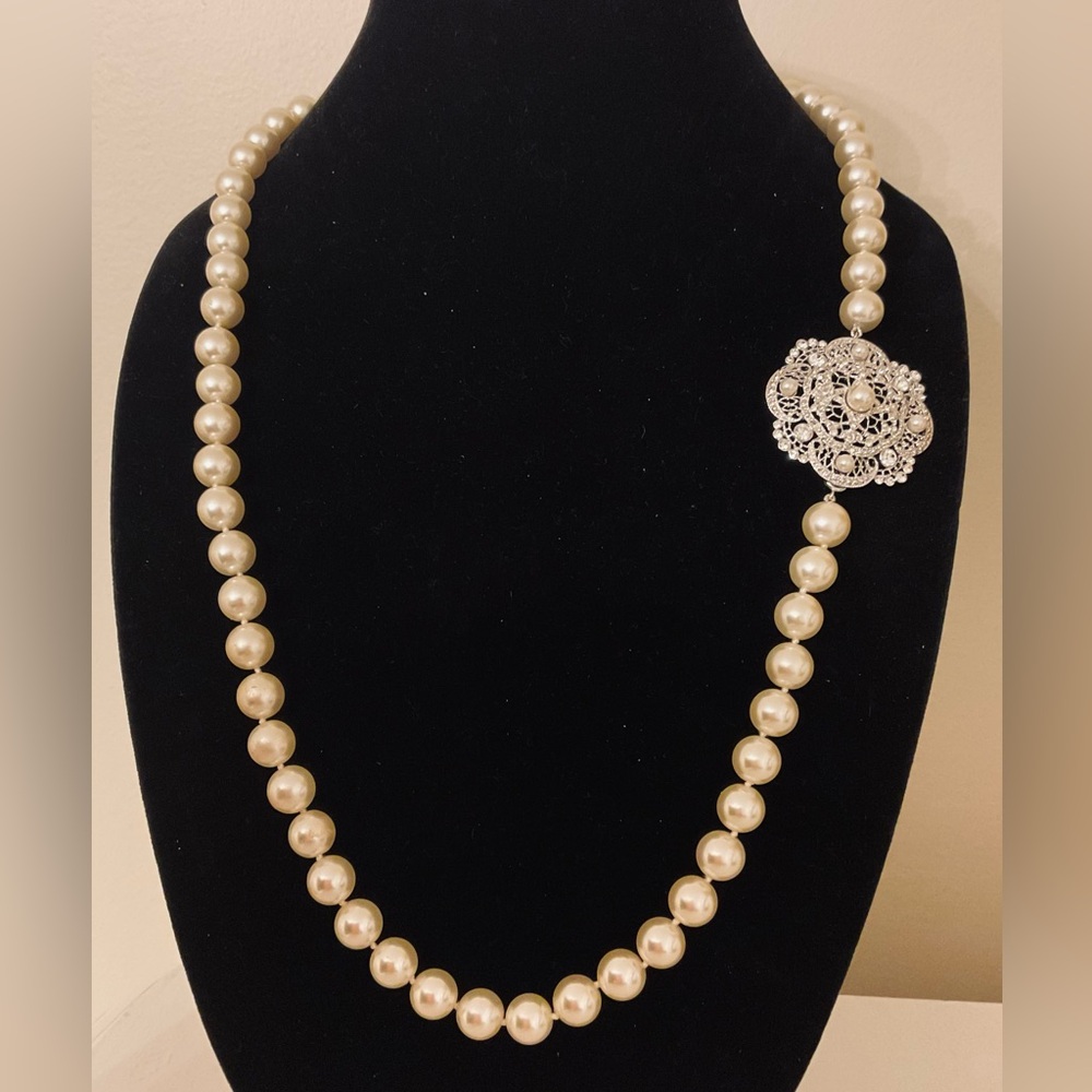 #186 Camrose & Kross Jacqueline Kennedy (JBK) Collection Faux Pearl Necklace